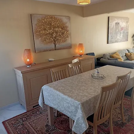 펜션 Cosy House With 3 And Garden Near 오스텐드