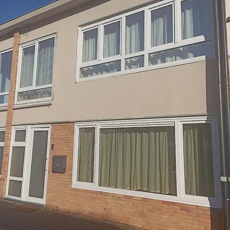 Cosy House With 3 And Garden Near * Ostende