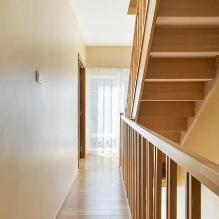 Cosy House With 3 And Garden Near 펜션