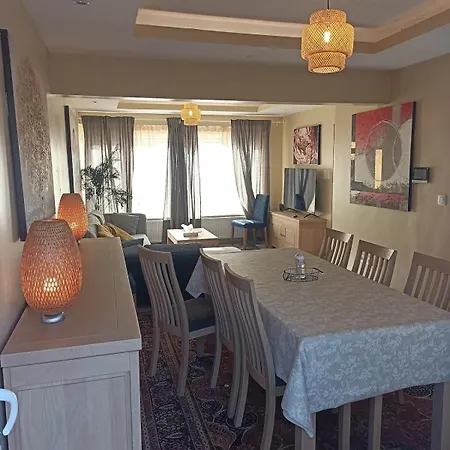 Cosy House With 3 And Garden Near Дом отдыха