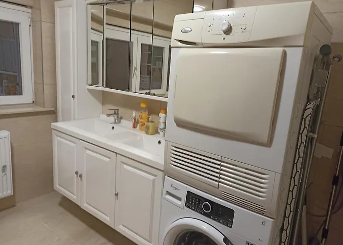 Cosy House With 3 And Garden Near Prázdninový dům