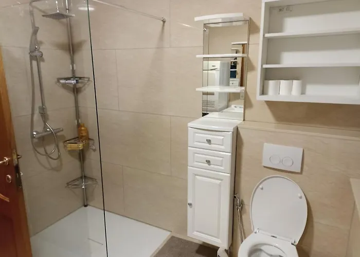 Prázdninový dům Cosy House With 3 And Garden Near *